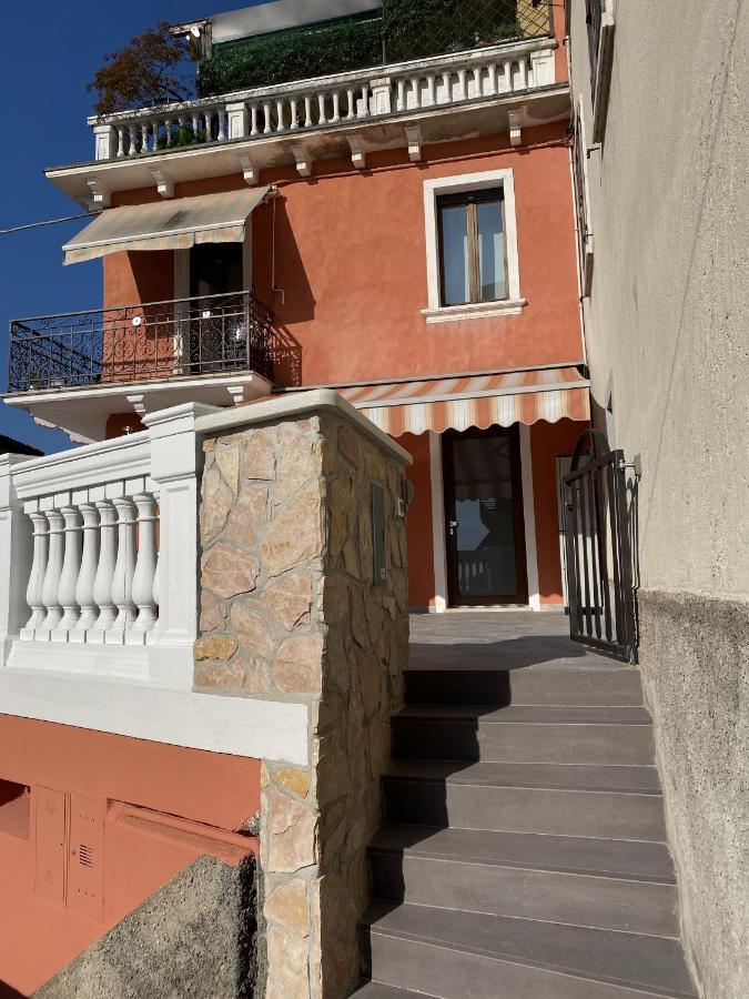Casa Balansina Lake View Brenzone sul Garda Luaran gambar
