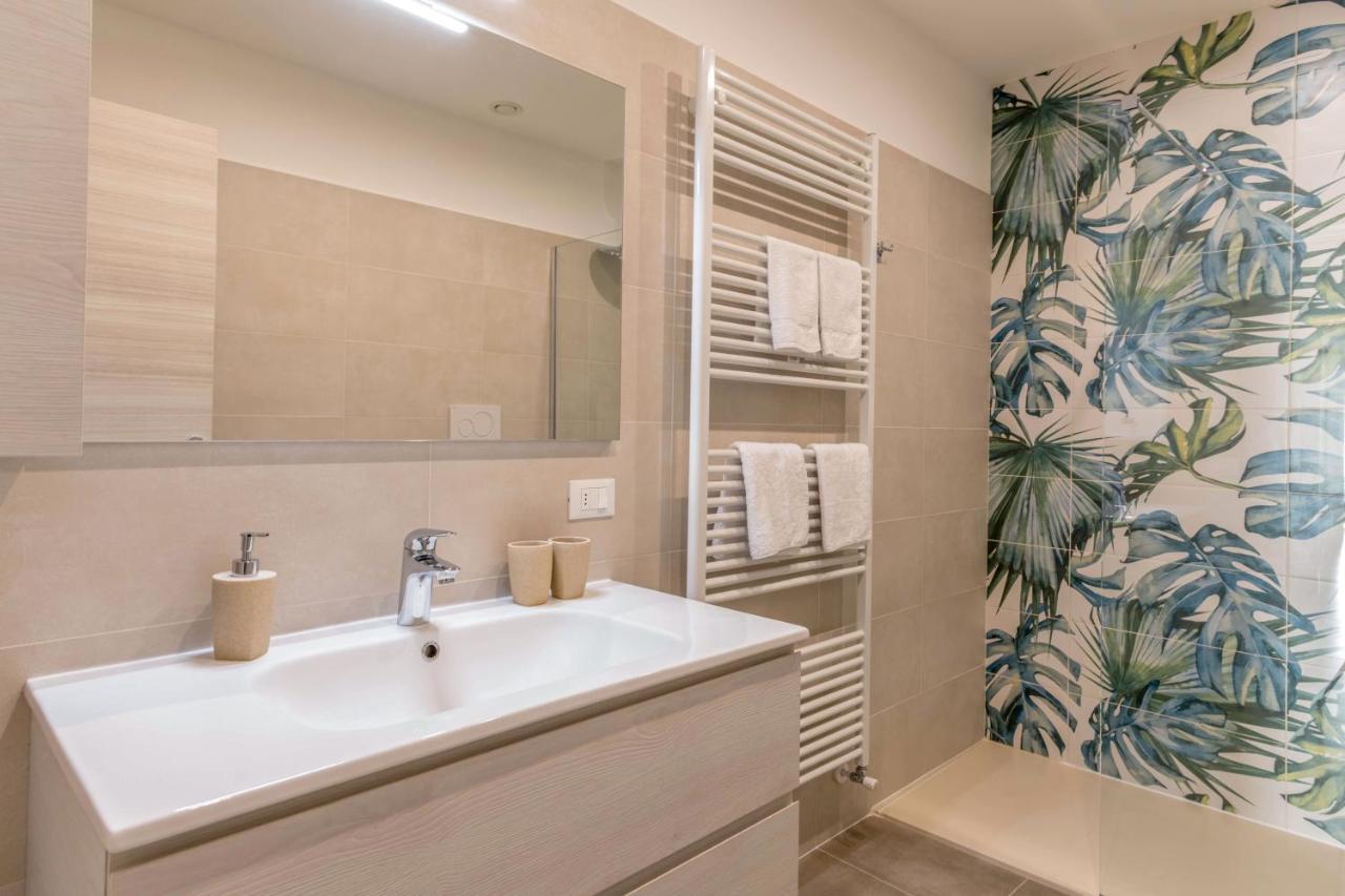 Casa Balansina Lake View Brenzone sul Garda Luaran gambar